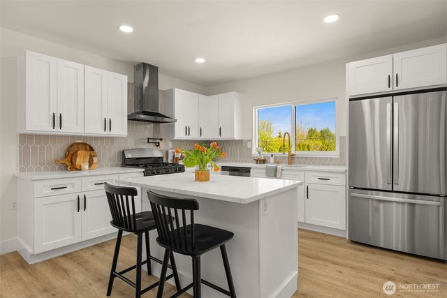 917 N Lawrence Street, Tacoma, WA 98406