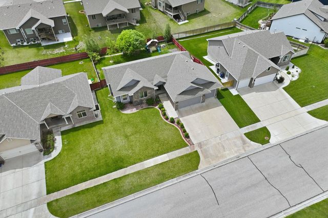 1305 S Gateway, Wichita, KS 67230