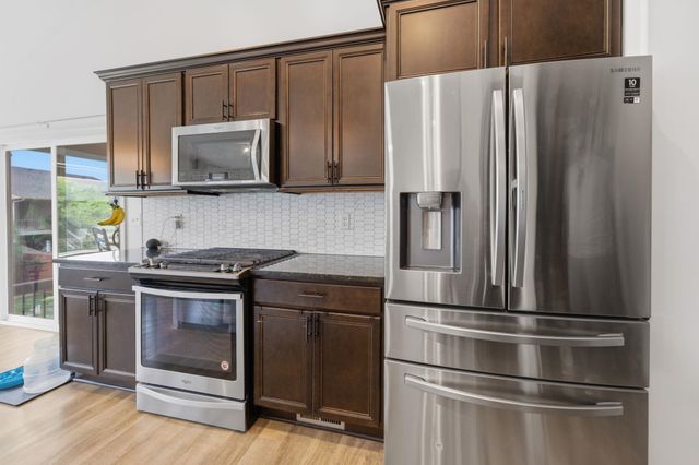 1305 S Gateway, Wichita, KS 67230