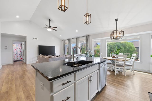 1305 S Gateway, Wichita, KS 67230