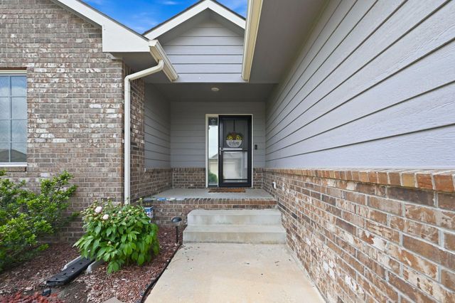 1305 S Gateway, Wichita, KS 67230
