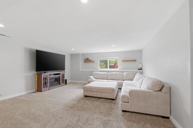 1305 S Gateway, Wichita, KS 67230