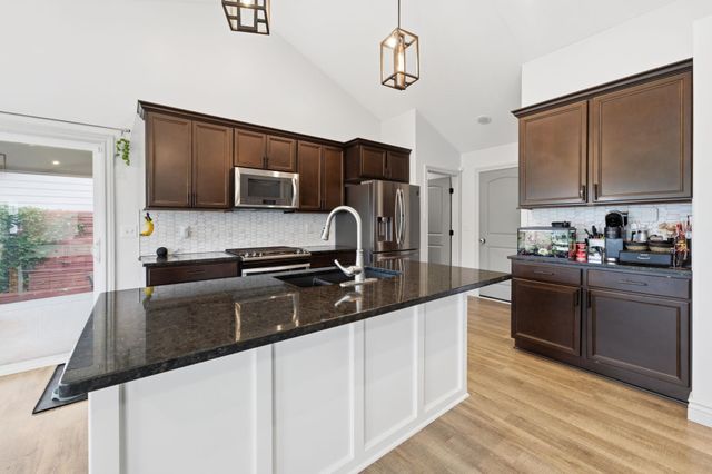 1305 S Gateway, Wichita, KS 67230