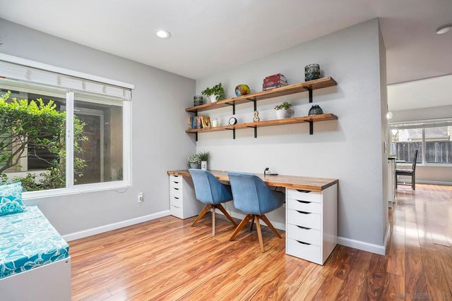 1465 Bridgeview, San Diego, CA 92105