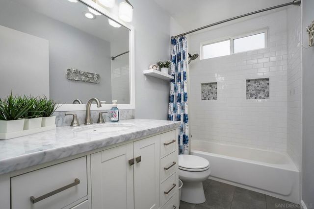 1465 Bridgeview, San Diego, CA 92105