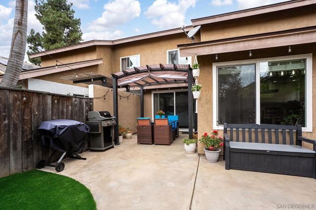 1465 Bridgeview, San Diego, CA 92105