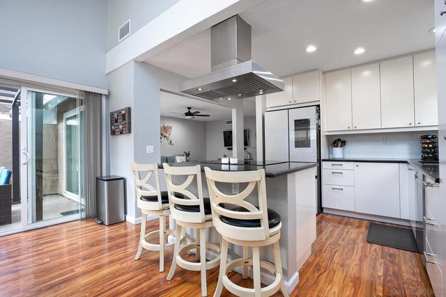 1465 Bridgeview, San Diego, CA 92105