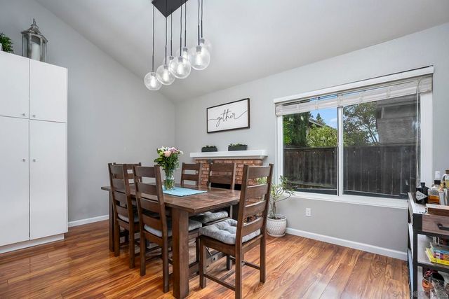 1465 Bridgeview, San Diego, CA 92105