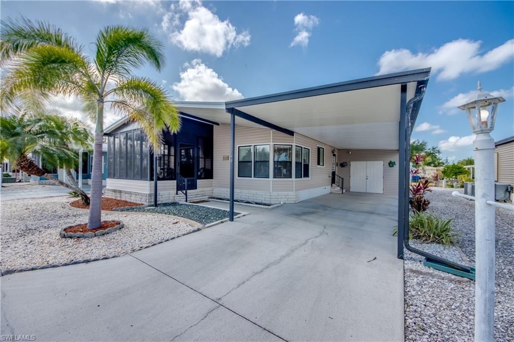 4939 Mullette LN, ST. JAMES CITY, FL 33956 — exterior