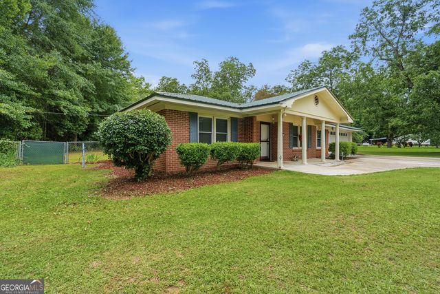 380 Highway 96 E, Jeffersonville, GA 31044
