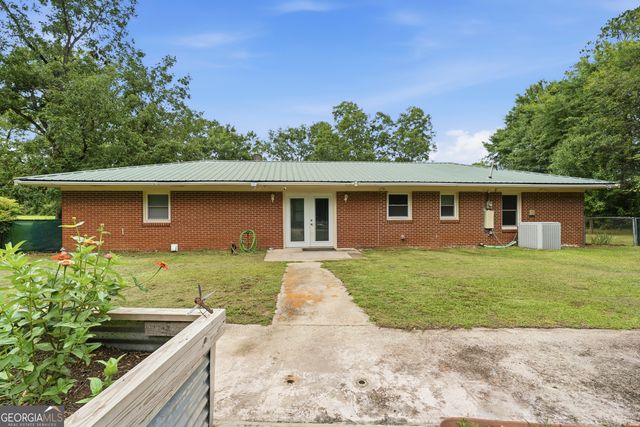380 Highway 96 E, Jeffersonville, GA 31044