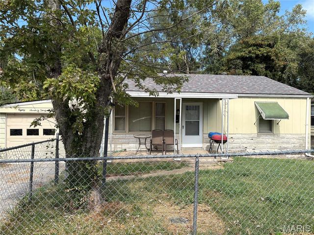 8731 Shirley Avenue, St Louis, MO 63121