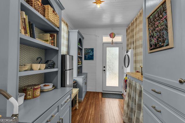 712 E 37th Street, Savannah, GA 31401