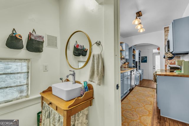 712 E 37th Street, Savannah, GA 31401