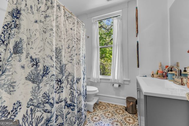 712 E 37th Street, Savannah, GA 31401