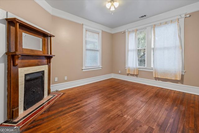 712 E 37th Street, Savannah, GA 31401