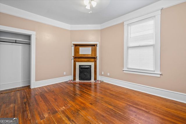 712 E 37th Street, Savannah, GA 31401