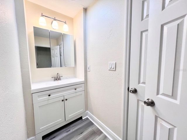 3140 57TH AVENUE N, St Petersburg, FL 33714