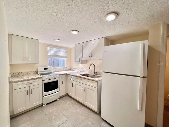 3140 57TH AVENUE N, St Petersburg, FL 33714