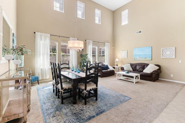 2053 Camp Whitney Cir, Rocklin, CA 95765