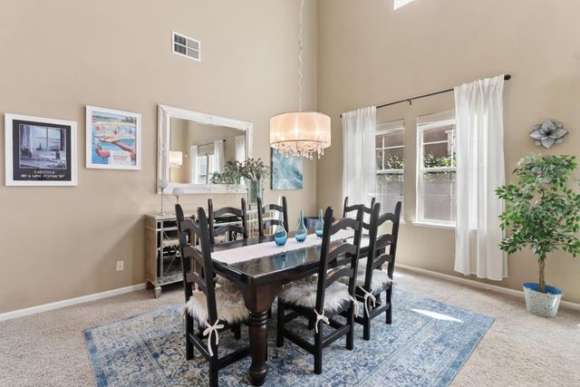 2053 Camp Whitney Cir, Rocklin, CA 95765