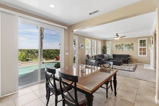 2053 Camp Whitney Cir, Rocklin, CA 95765