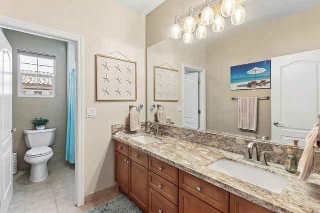 2053 Camp Whitney Cir, Rocklin, CA 95765