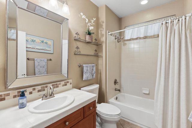 2053 Camp Whitney Cir, Rocklin, CA 95765