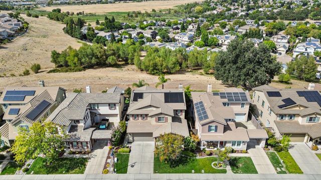 2053 Camp Whitney Cir, Rocklin, CA 95765