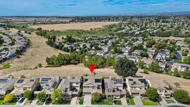 2053 Camp Whitney Cir, Rocklin, CA 95765