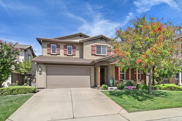 2053 Camp Whitney Cir, Rocklin, CA 95765