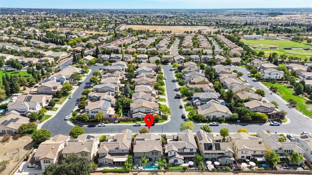 2053 Camp Whitney Cir, Rocklin, CA 95765