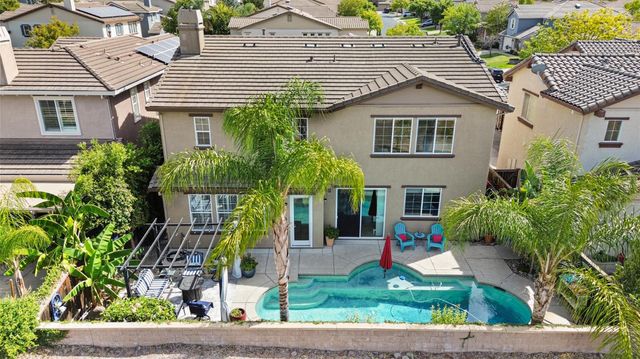 2053 Camp Whitney Cir, Rocklin, CA 95765