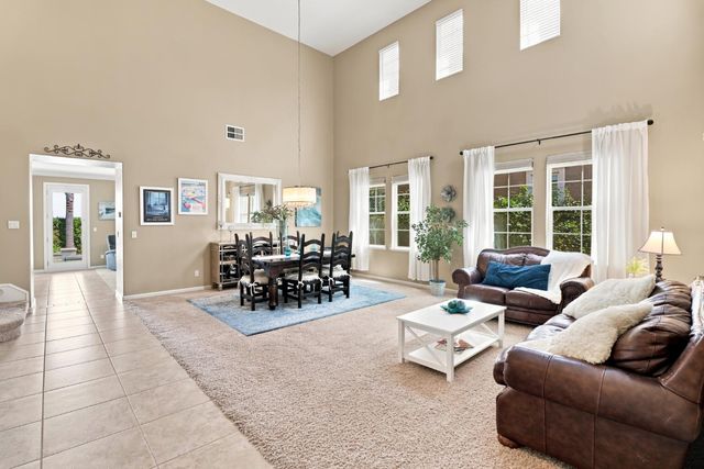 2053 Camp Whitney Cir, Rocklin, CA 95765