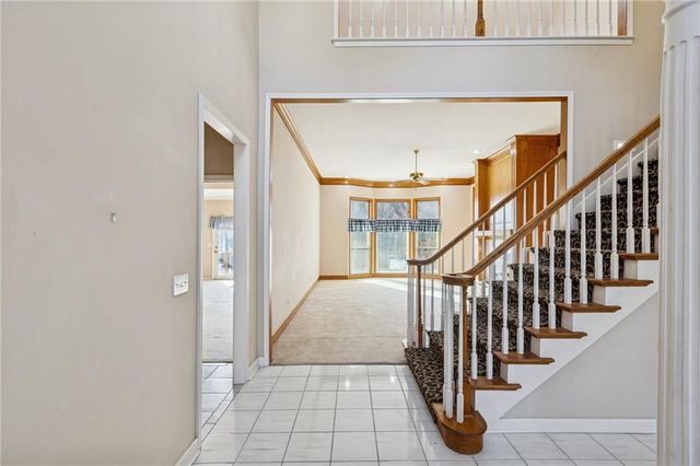 5633 Oakview Street, Shawnee, KS 66216