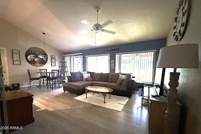 1238 E KERRY Lane, Phoenix, AZ 85024
