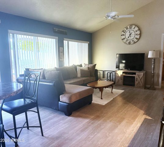 1238 E KERRY Lane, Phoenix, AZ 85024