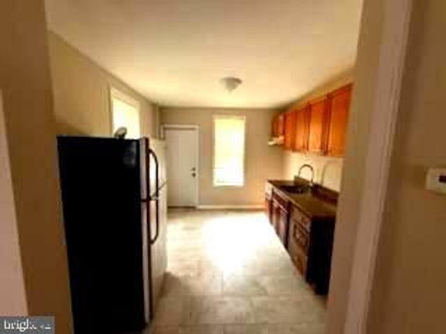 1632 S LECOUNT ST, Philadelphia, PA 19145