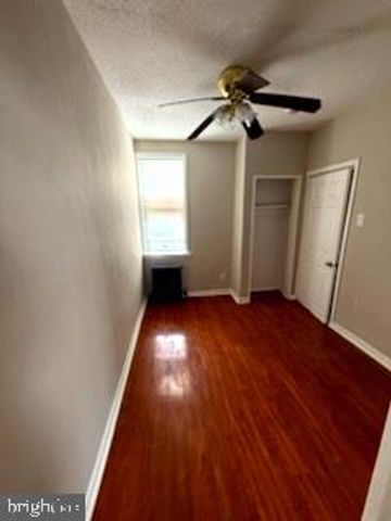 1632 S LECOUNT ST, Philadelphia, PA 19145