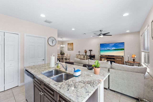 2550 NW Treviso Circle, Port St. Lucie, Port St Lucie, FL 34986