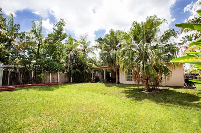 1531 Moffett St, Hollywood, FL 33020