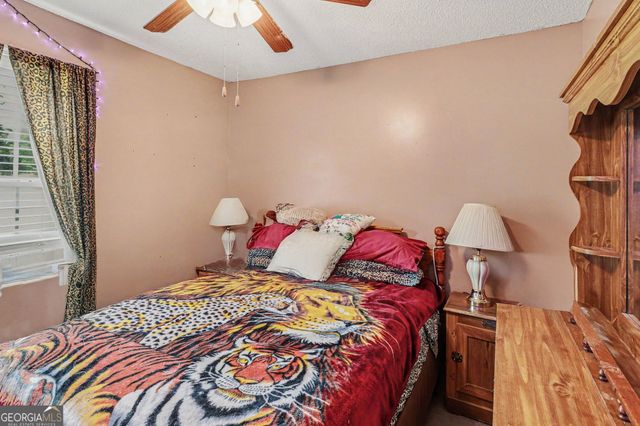 341 Thorn Thicket Drive, Rockmart, GA 30153