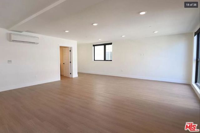 1261 Stoner Avenue 202, Los Angeles, CA 90025