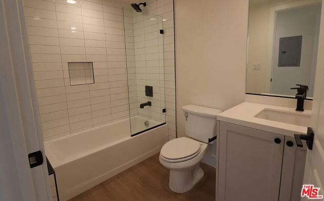 1261 Stoner Avenue 202, Los Angeles, CA 90025