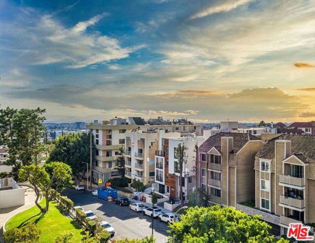 1261 Stoner Avenue 202, Los Angeles, CA 90025