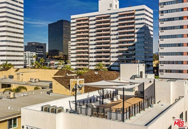 1261 Stoner Avenue 202, Los Angeles, CA 90025