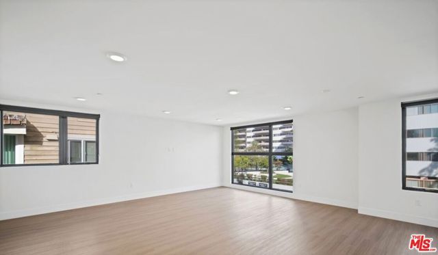 1261 Stoner Avenue 202, Los Angeles, CA 90025