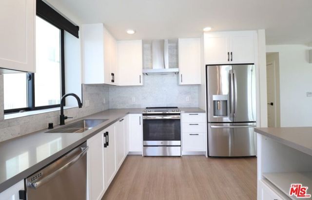 1261 Stoner Avenue 202, Los Angeles, CA 90025