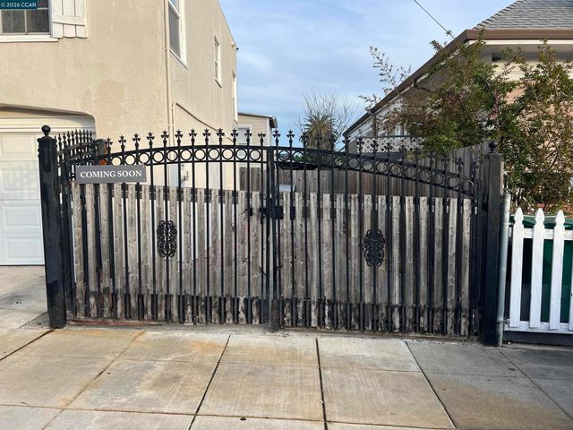 1954 48Th Ave, Oakland, CA 94601