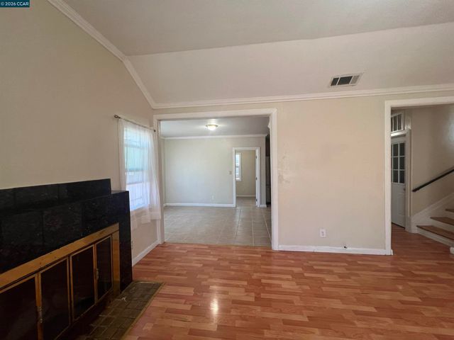 1954 48Th Ave, Oakland, CA 94601